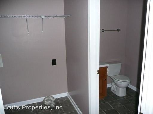 388 Summers Dr - Photo 3 of 13