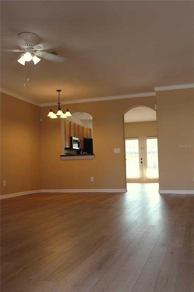 16320 Swan View Cir - Photo 2 of 32