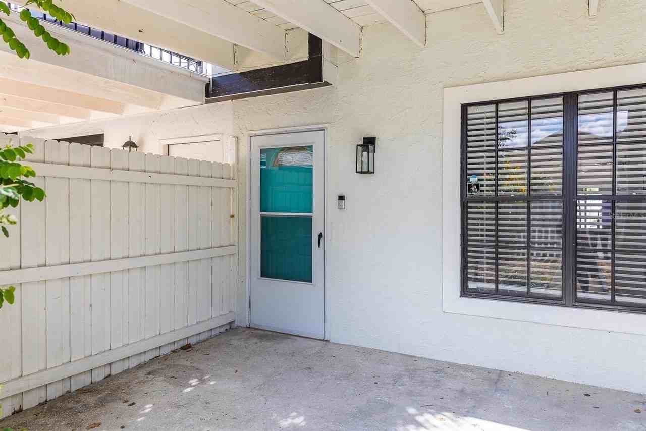 16076 Dawnview Dr - Photo 6 of 29