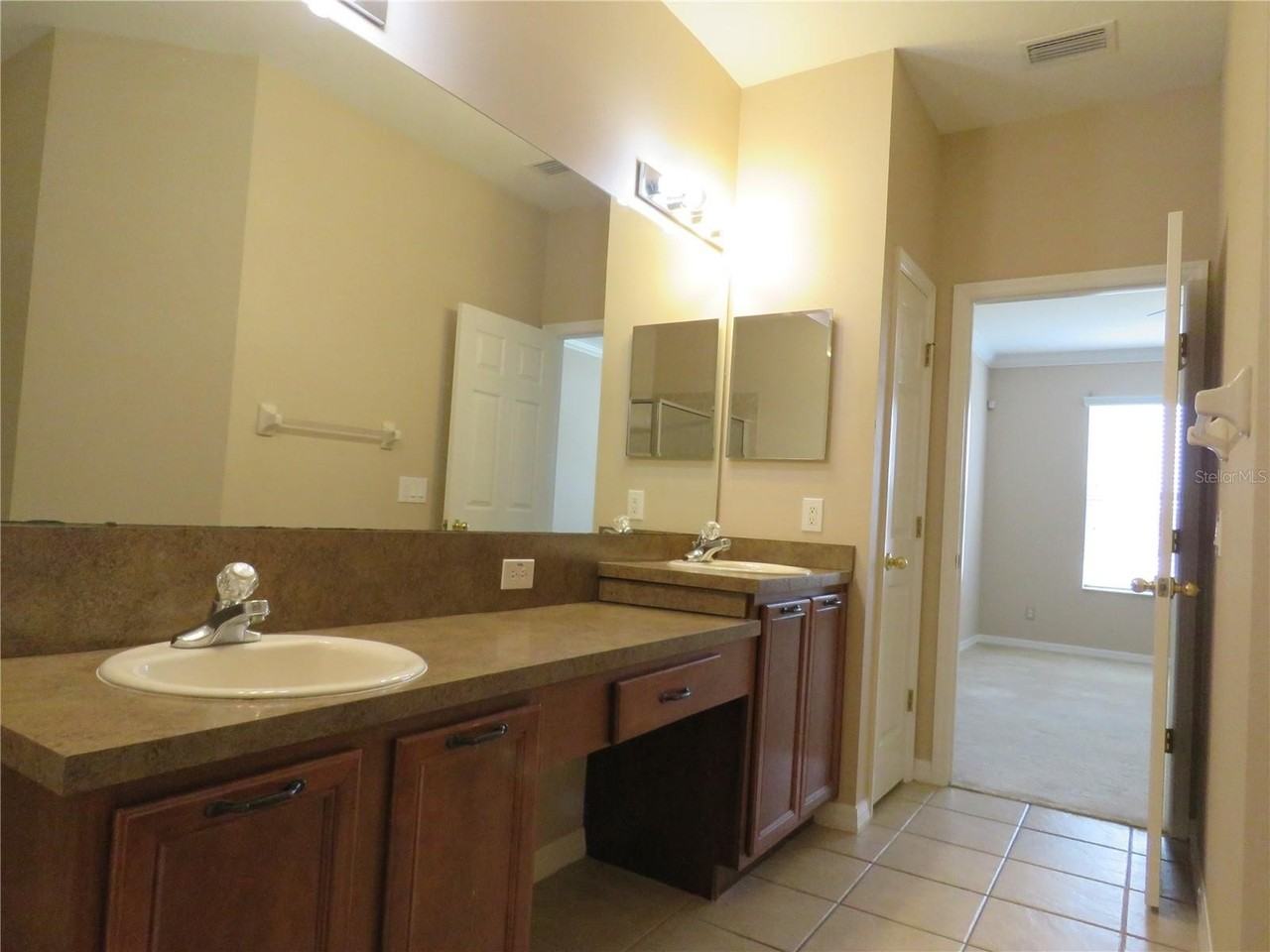 433 Dunaway Dr - Photo 6 of 12