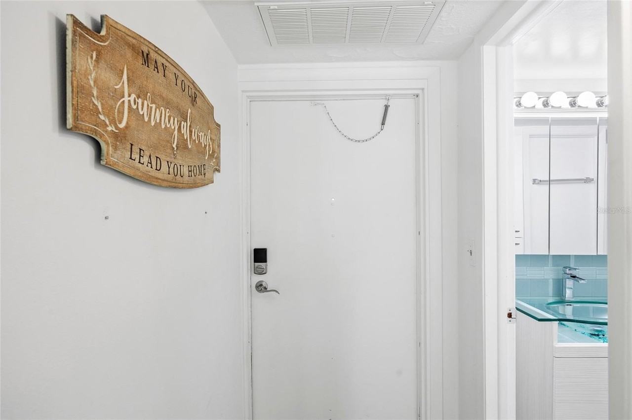 9950 47th Ave N #104 - Photo 3 of 34