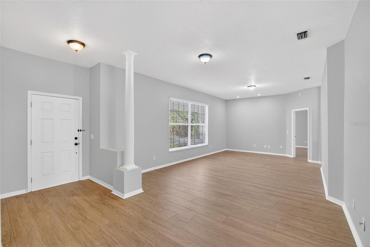 11304 Balm Riverview Rd - Photo 7 of 45