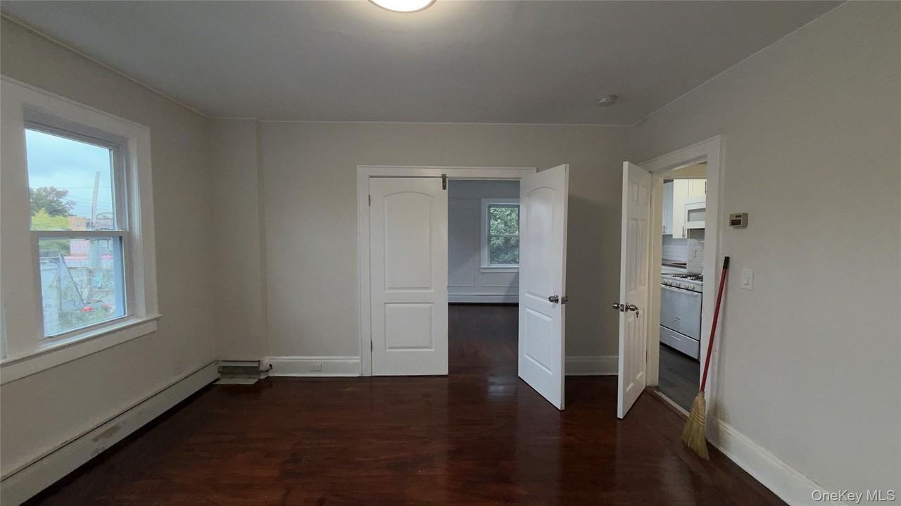 2366 Parkview Pl Unit 2 #2 - Photo 7 of 12