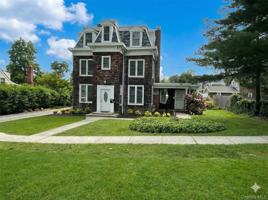 featured image of 74 Prospect St Apt 1n #1N