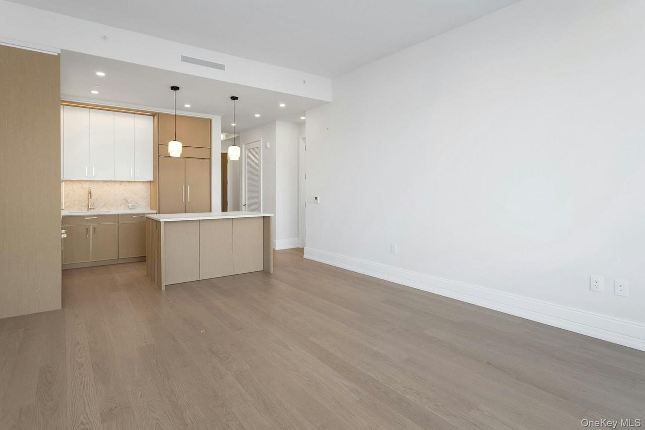 4 Lighthouse Lndg Unit 420 #420 - Photo 2 of 38