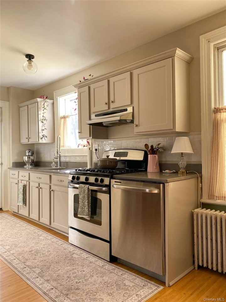 60 Storm St Apt 1n #1N - Photo 2 of 21