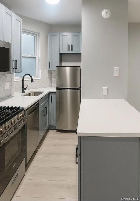 450 E Park Ave Apt 1 #1 - Photo 2 of 6