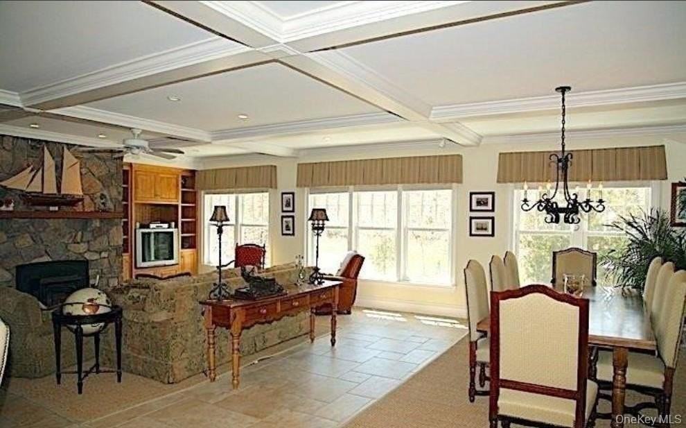 190 Jackson Lndg - Photo 4 of 19