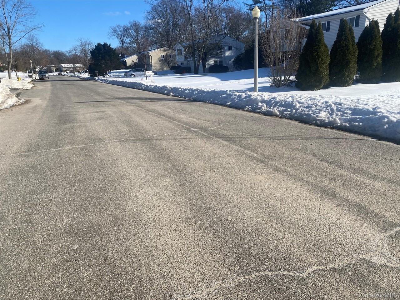 732 3rd St - Photo 3 of 26