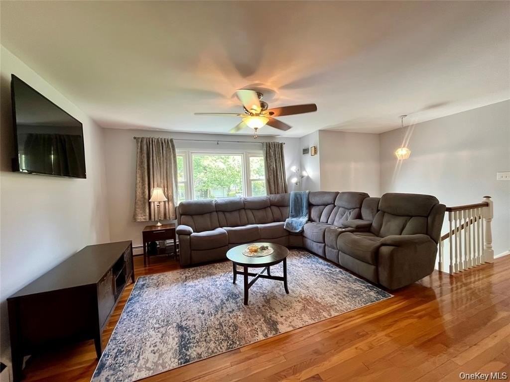 33 Island View Ave - Photo 3 of 23