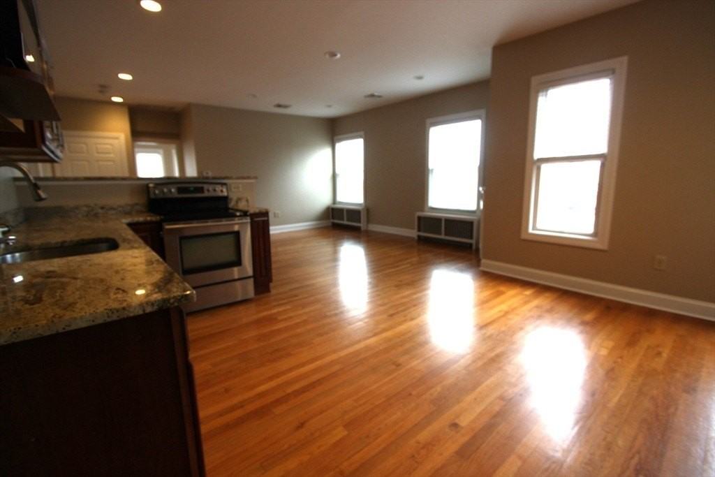 53 E Central St Unit 3 #3 - Photo 4 of 16