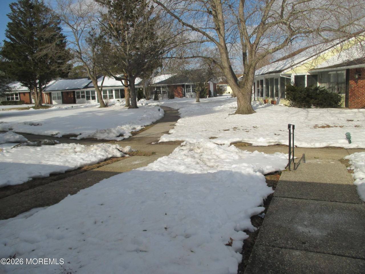 365D Chesterfield Ct - Photo 2 of 18
