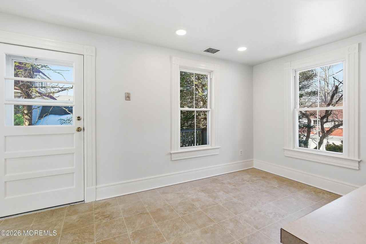 94 Branch Ave Unit B #B - Photo 6 of 17