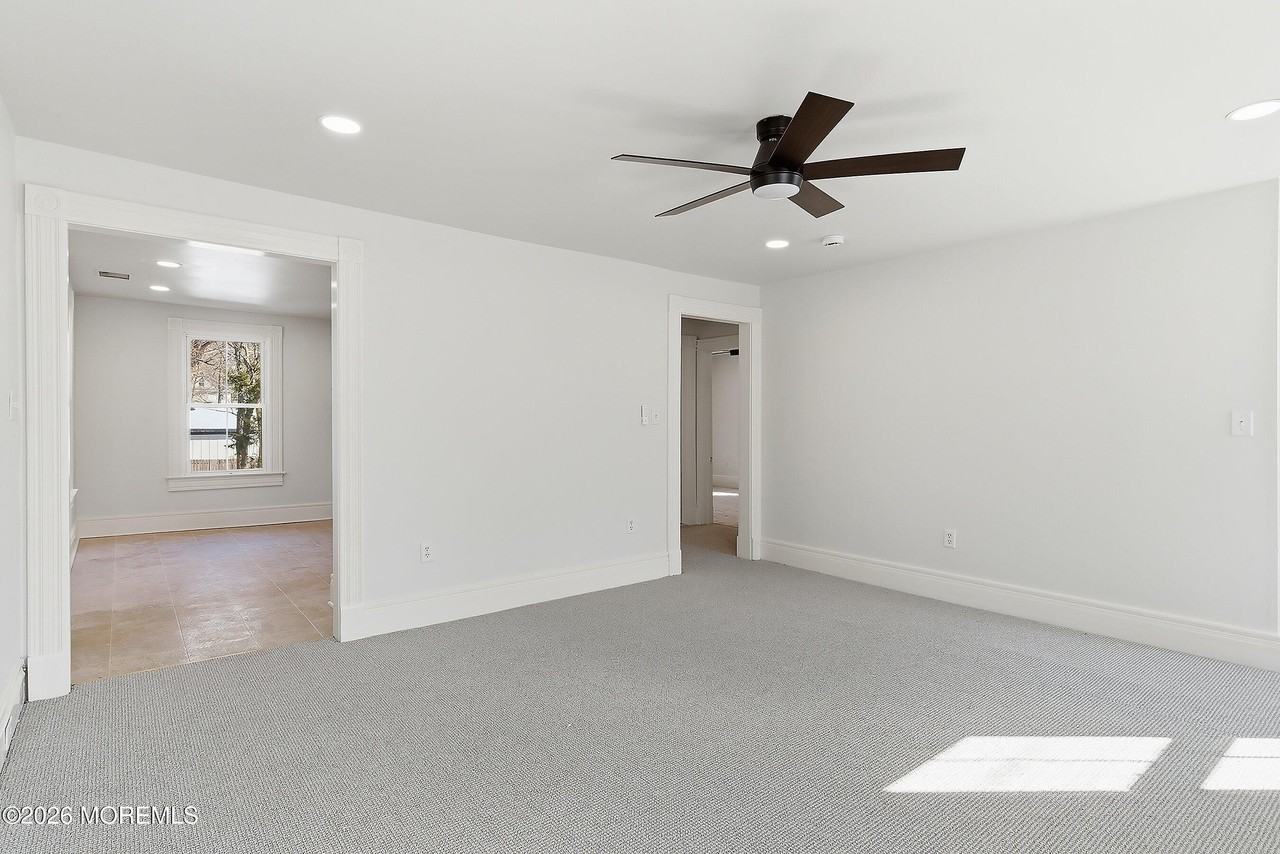 94 Branch Ave #B - Photo 6 of 17