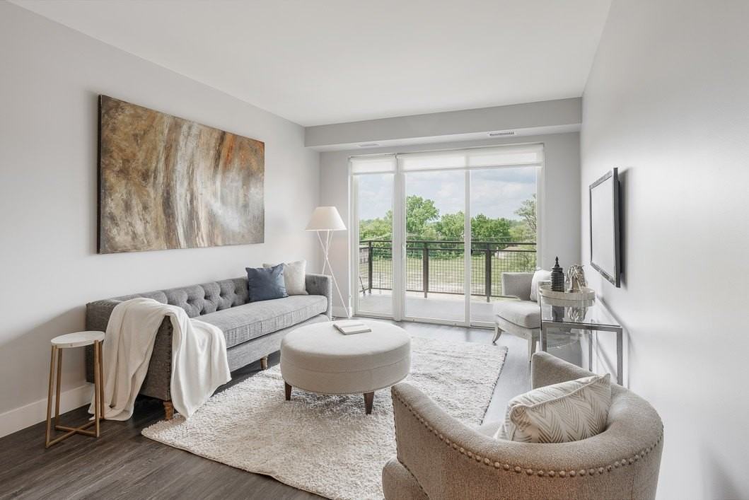 101 W Liberty St Apt 418 #418 - Photo 5 of 15