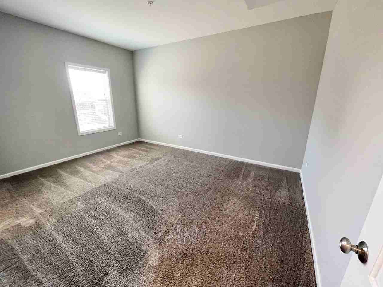 811 E Main St Unit 2c #2C - Photo 7 of 11