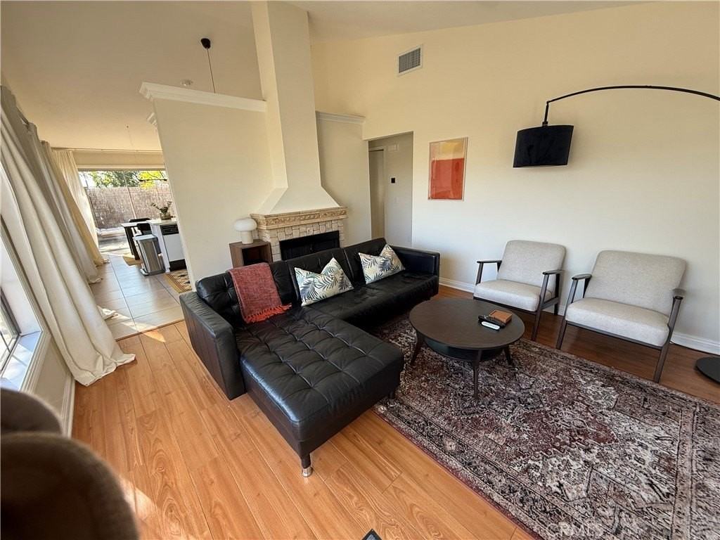 12399 Blazing Star Ct - Photo 4 of 17