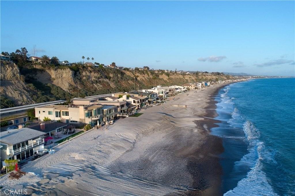 35225 Beach Rd - Photo 2 of 44