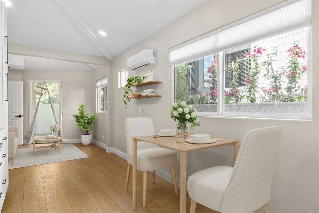 1622 Swallowtail Rd - Photo 7 of 20