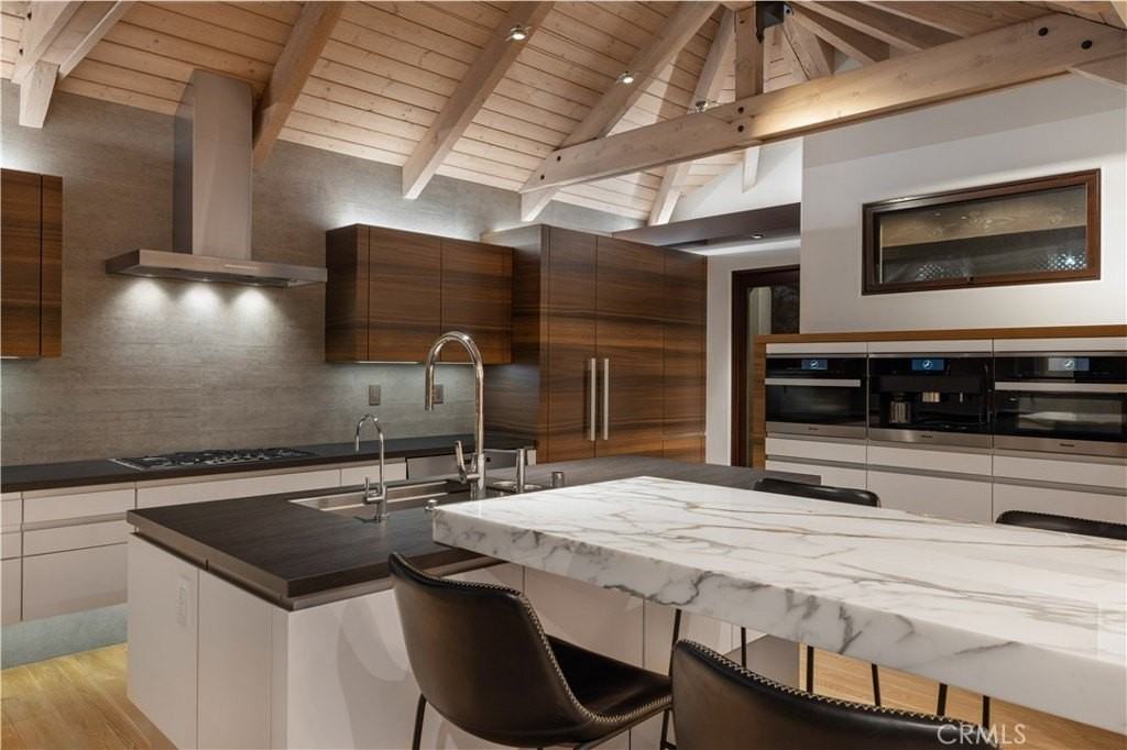 2204 Waterfront Dr - Photo 6 of 28