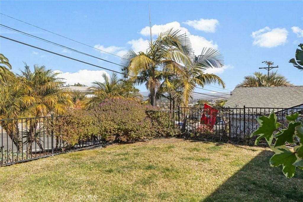 25322 Perch Dr - Photo 4 of 43