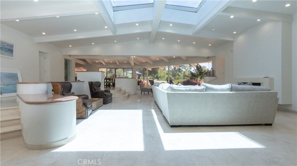 30421 Mirador Ct - Photo 4 of 50