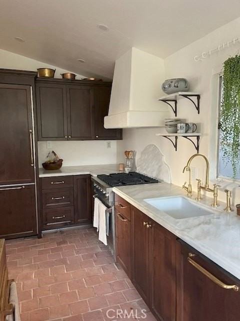 220 11th St - Photo 5 of 5