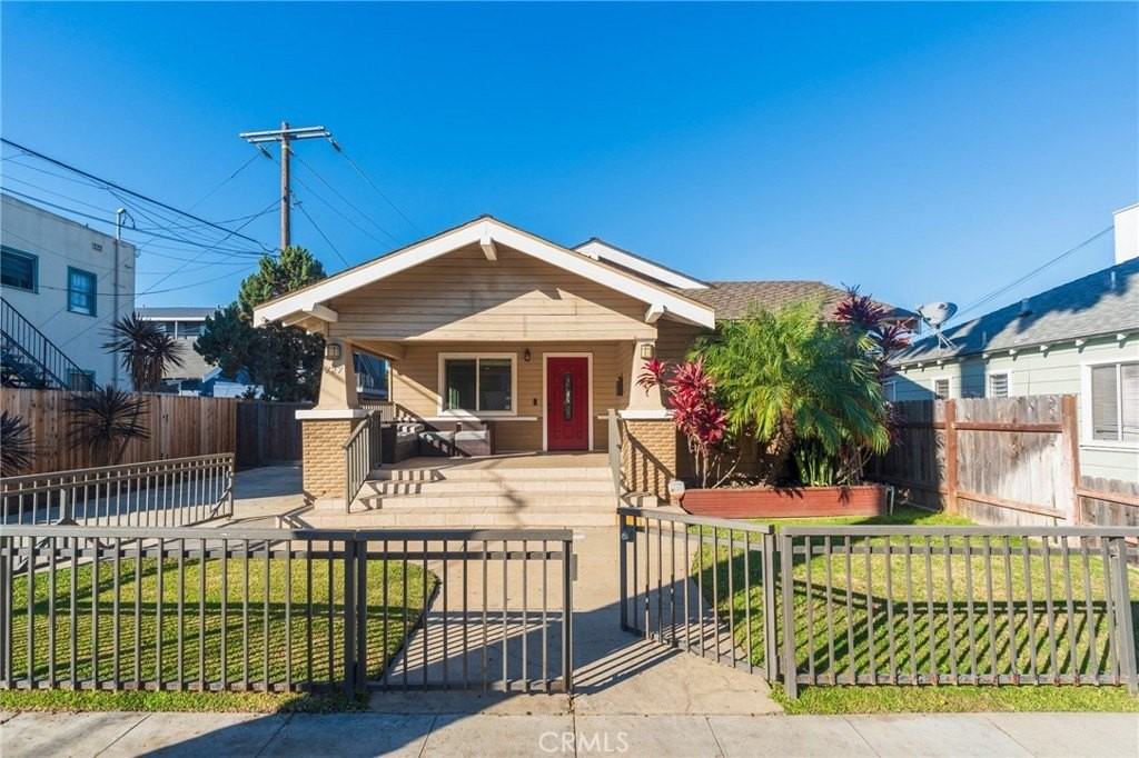 727 Gaviota Ave - Photo 4 of 14