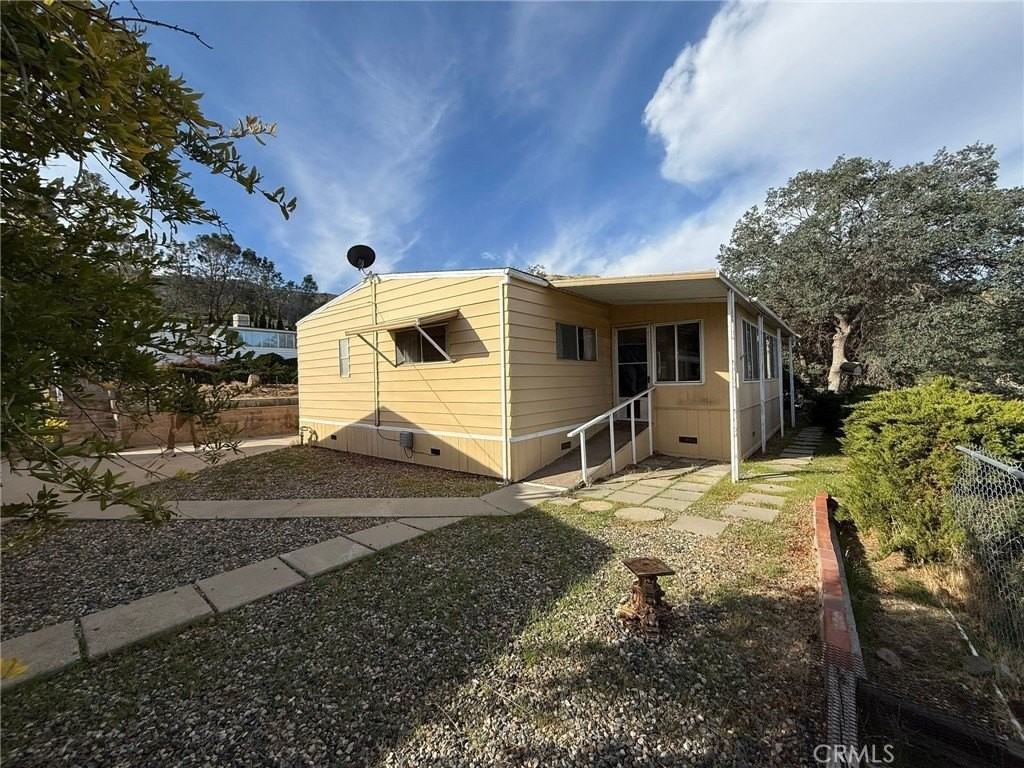 101 Jones St - Photo 4 of 33