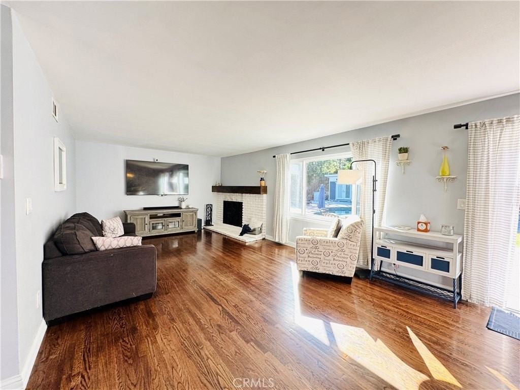 11905 Paso Robles Ave - Photo 3 of 44