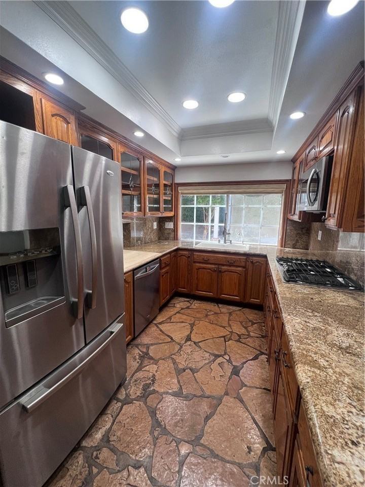 24512 Pat Pl - Photo 7 of 31