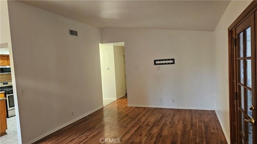 19668 Crystal Springs Ct - Photo 7 of 24