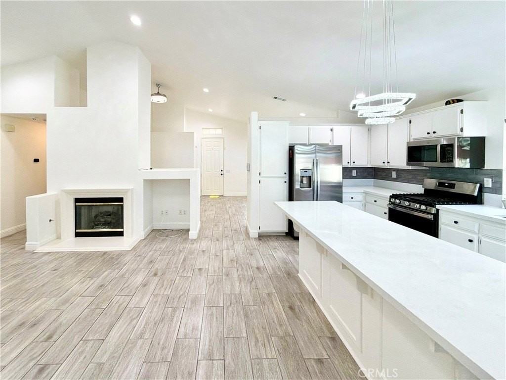 37116 Alder St - Photo 7 of 26