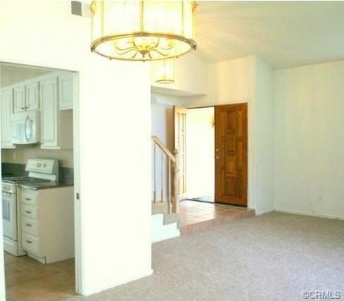 40050 Oak Grove Ave - Photo 2 of 12