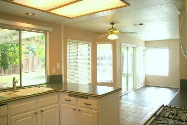 40050 Oak Grove Ave - Photo 4 of 12