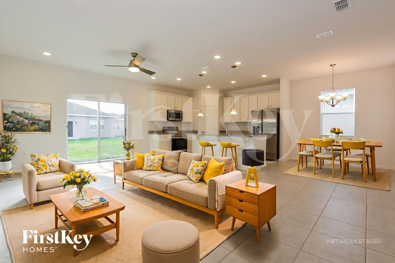 1215 Ponca Rd - Photo 3 of 19