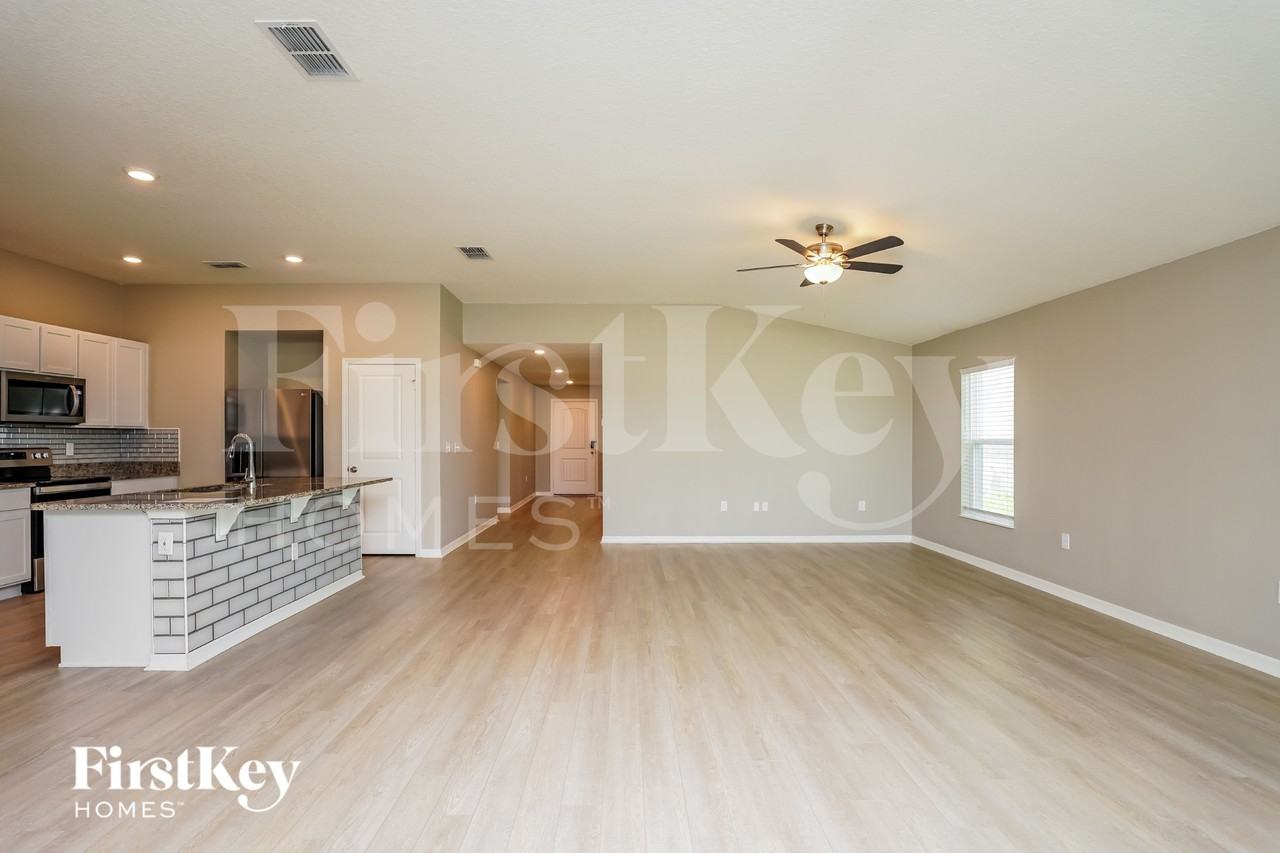 948 Gotthard Pass Dr - Photo 3 of 15