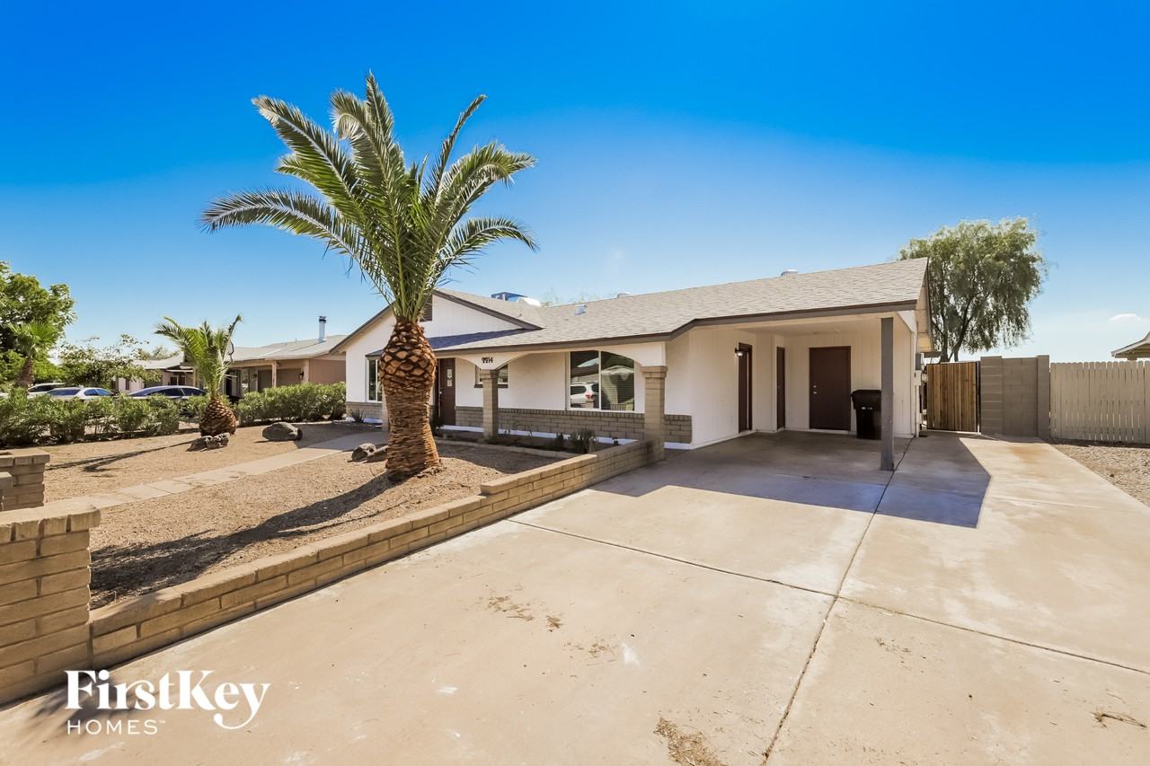 9914 N 73rd Ave - Photo 2 of 15