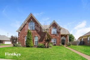 featured image of 2260 Coral Tree Ln