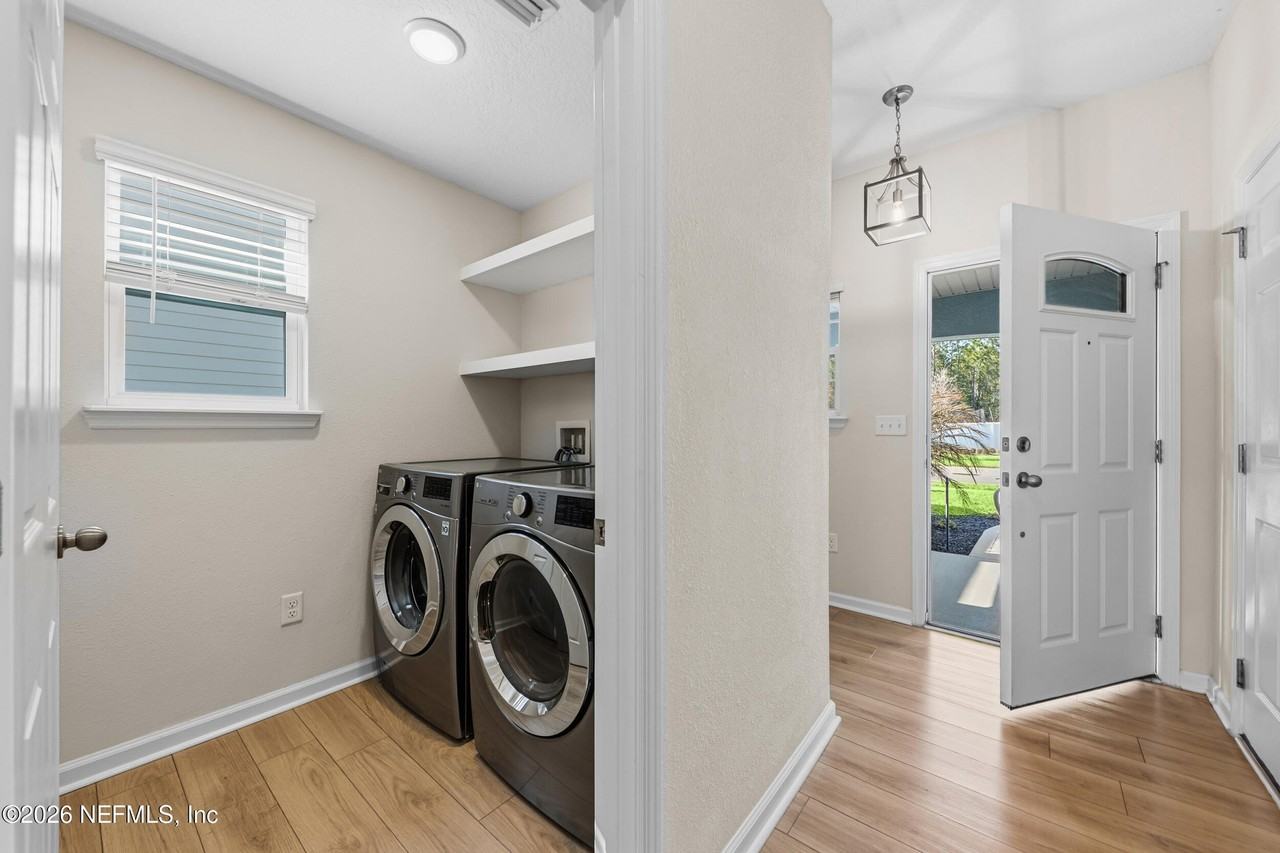 565 Chandler Dr - Photo 7 of 25