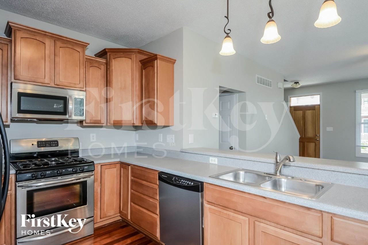 3429 W Lime Kiln - Photo 7 of 15