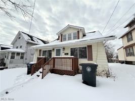 featured image of 2140 12th St Sw