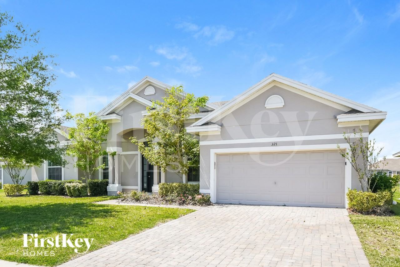 321 Lake Mariana Pl - Photo 2 of 16