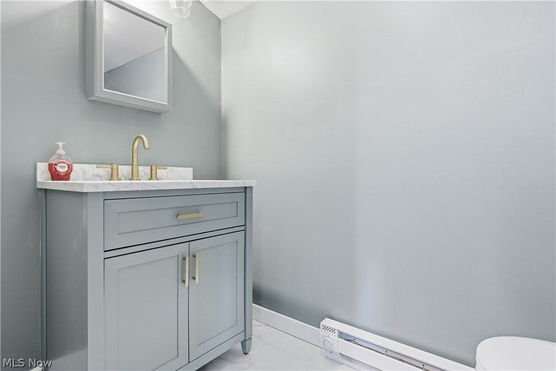 1729 E 26th St - Photo 7 of 14