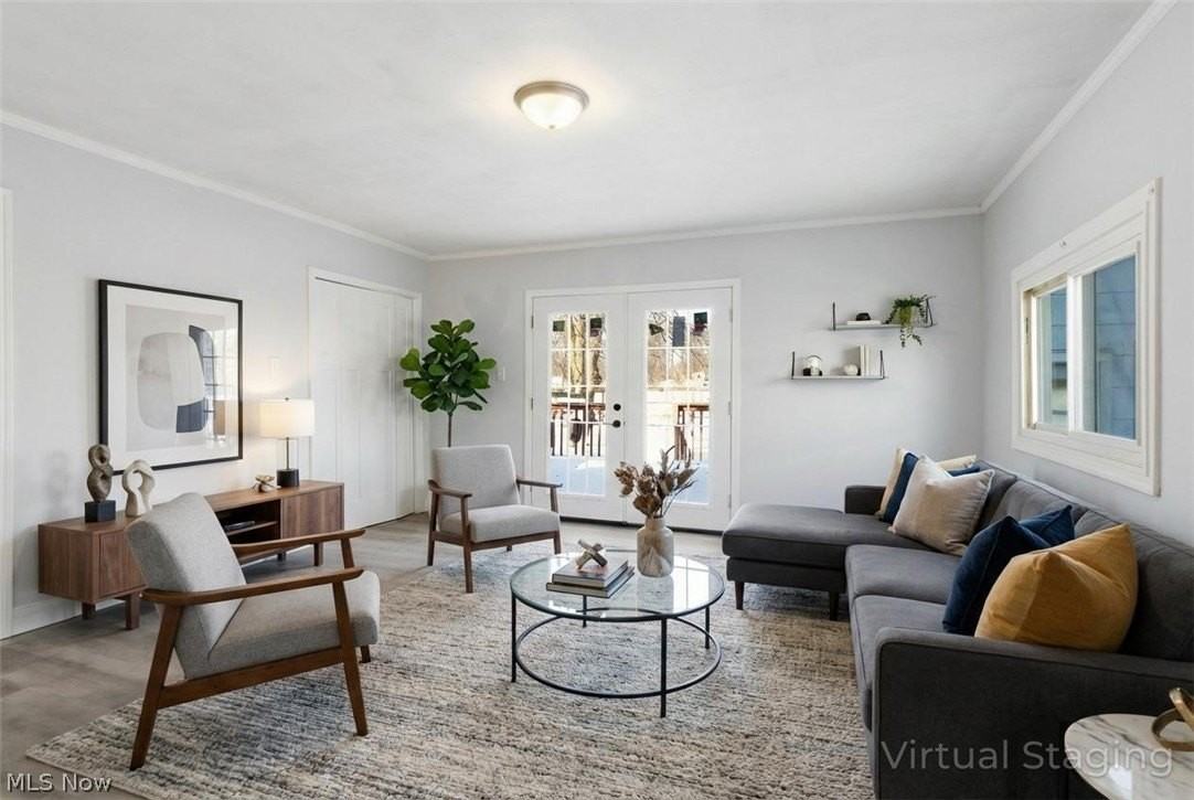 1115 Myrtle Ave - Photo 4 of 13