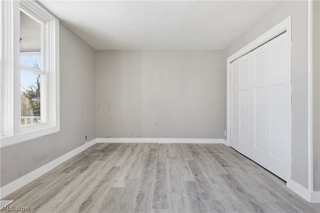 1115 Myrtle Ave - Photo 5 of 13