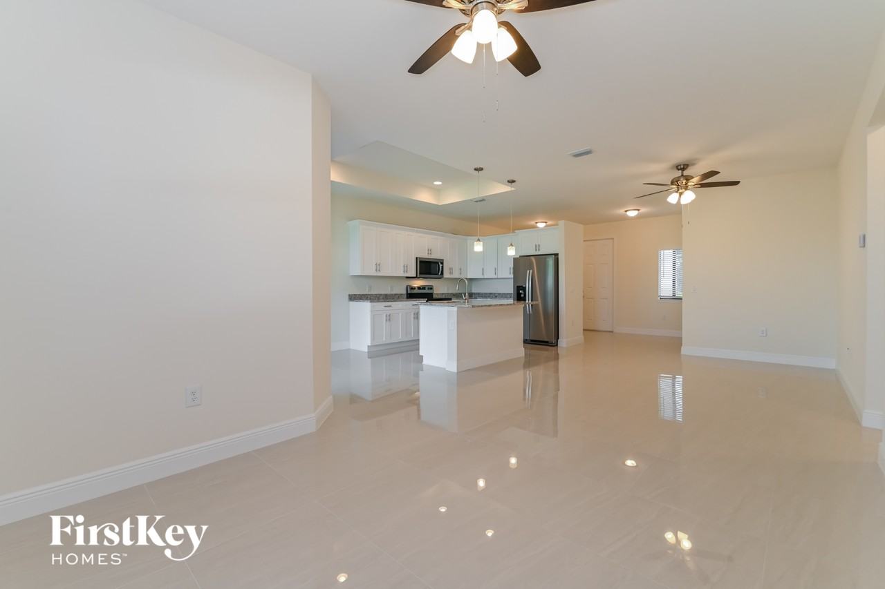 3608 18th St Sw - Photo 2 of 15