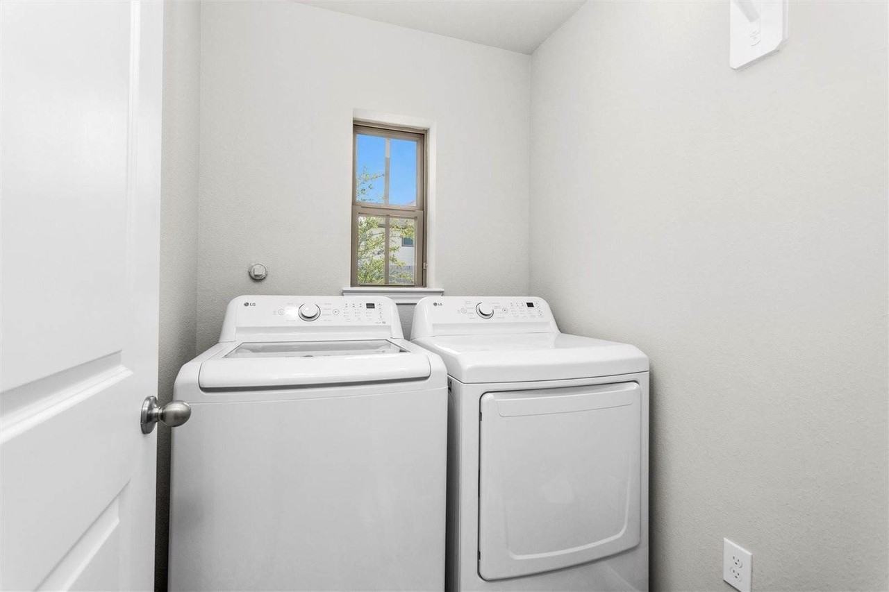 26514 Bright Eyes Ln - Photo 7 of 38