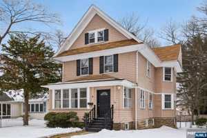 featured image of 99 Lincoln St