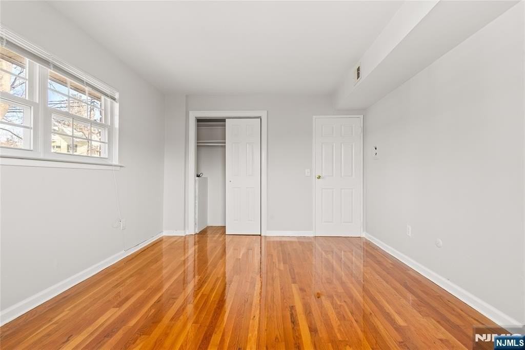 250 Franklin 302S - Photo 6 of 30